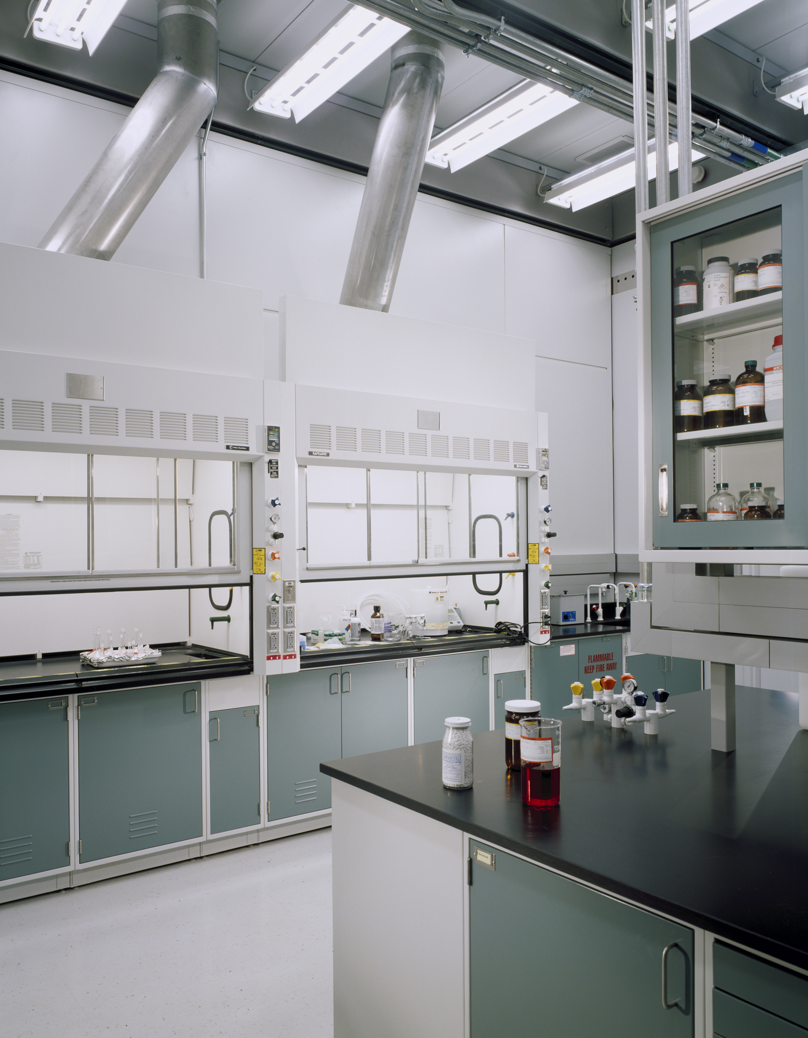 Центр лабораторных измерений. Assay Laboratory. Malkov Laboratory. Assay Laboratory логотип. Sample Lab.
