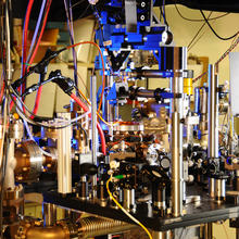 ytterbium lattice atomic clock