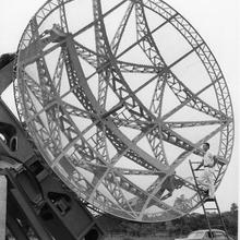 Giant Würzburg radio telescope