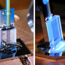 Photonic thermometer packages