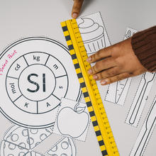 Metric Meal Paper with SI logo