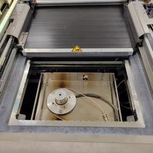 Sampling loading tray and Faraday cup for fluence monitoring