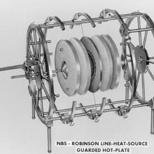 diagram of a Robinson Line-heat-source guarded-hot-plate apparatus