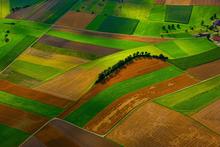 Pixabay, Aerial view of farmland