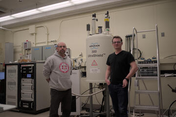 300 MHz solid-state NMR