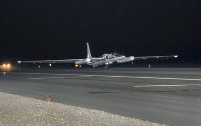 ER-2 taking off