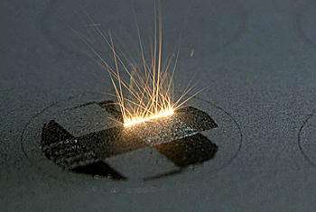 laser melting metal powder