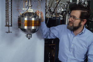 Mike Moldover with the spherical acoustic chamber.