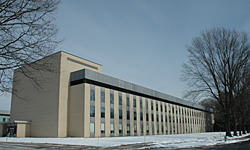 Photo of NIST G'burg Lab Building