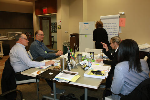 2017 Baldrige Examiner Training Photo 2 Baldrige Examiners participating in a training exercise.