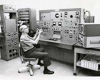 Mass Spectrometer circa 1970s