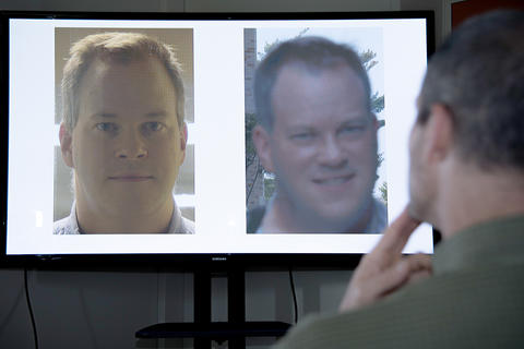a forensic face examiner considers whether two images show the same person
