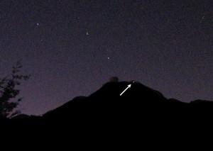 Image of the NIST calibration source on the summit of Mt. Hopkins with the handle of the Big Dipper above.