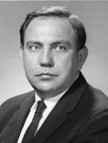 Headshot of James Leiss