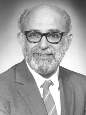 Headshot of Robert Loevinger