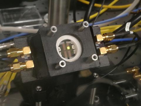 Organic light emitting diode, light output is modulated through magnetic control of exciton states