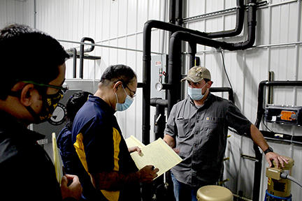 Group evaluating a compressor