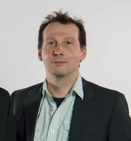 Image of man in suit (Donald Windover).