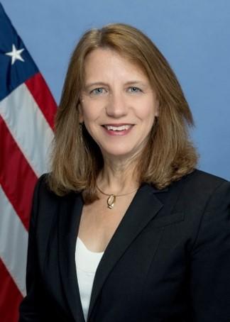 Dr. Lora Weiss - Head Shot