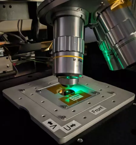 Aperture measurement with AMM