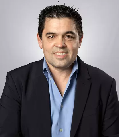 Darwin R. Reyes