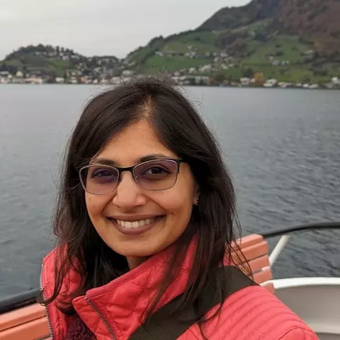 Purnima Balakrishnan headshot