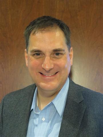 Photo of employee Martin Hindel
