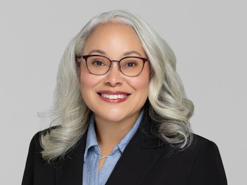 Lindra David Headshot Picture