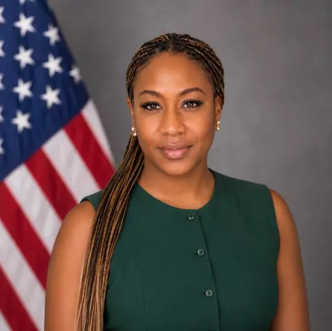Professional headshot_Letts