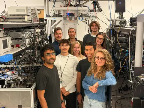 Photo of Quantum Networking and Transduction Group Members