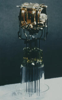 Ion trap used in first laser cooling experiment.