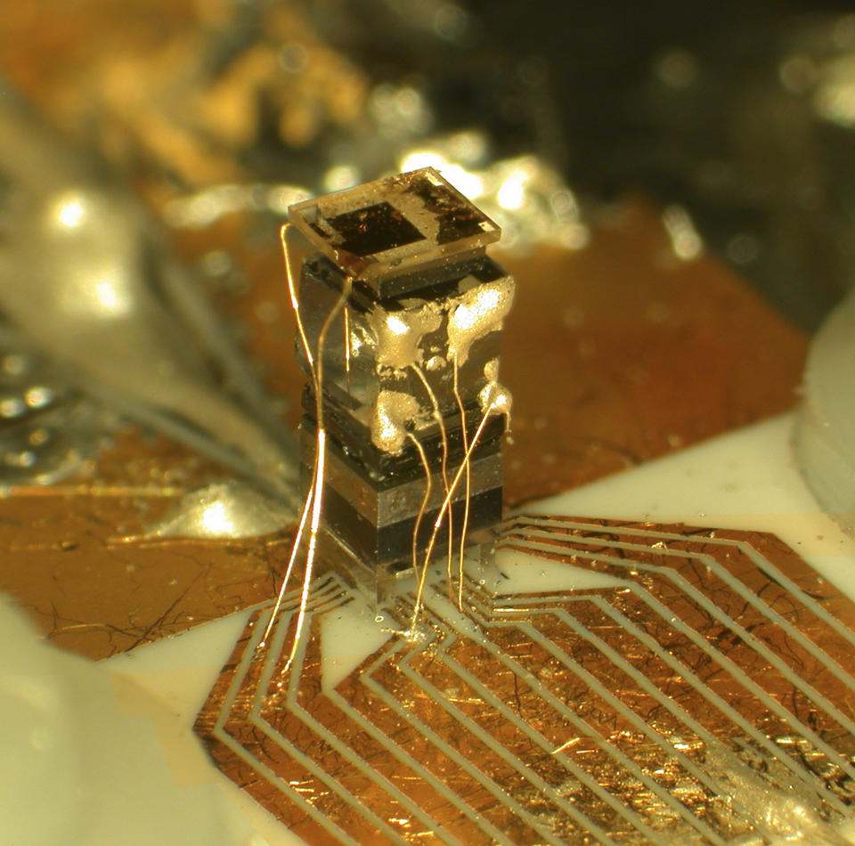 Close up of the NIST chip-scale atomic clock