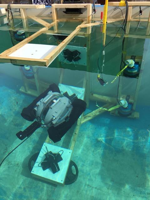 Underwater Test Apparatus with Water Robots