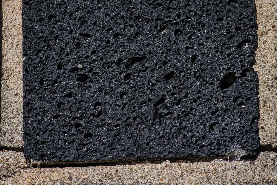 NIST Stone Test Wall Mexican black basalt