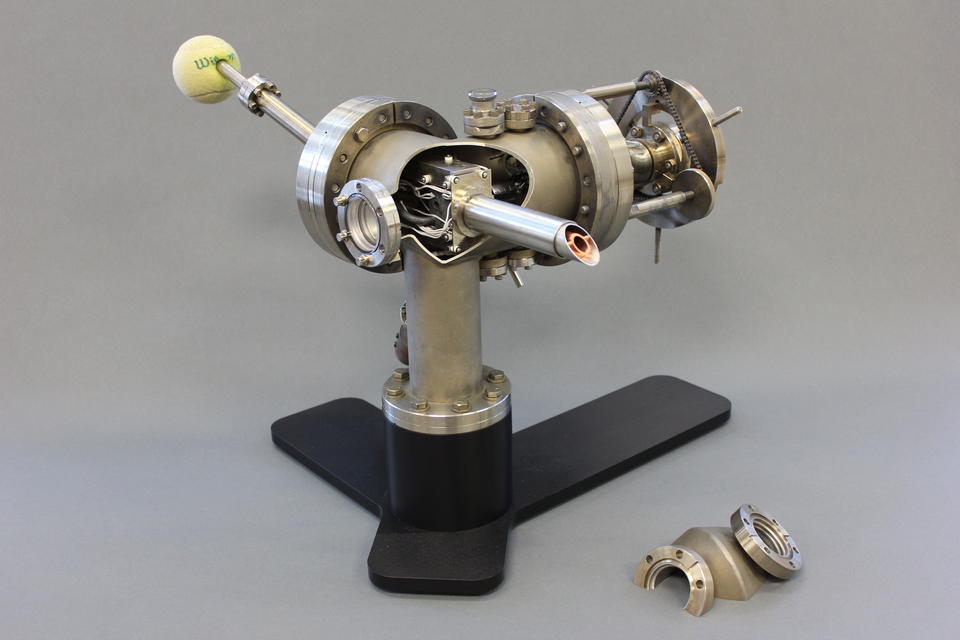 spin polarized electron gun