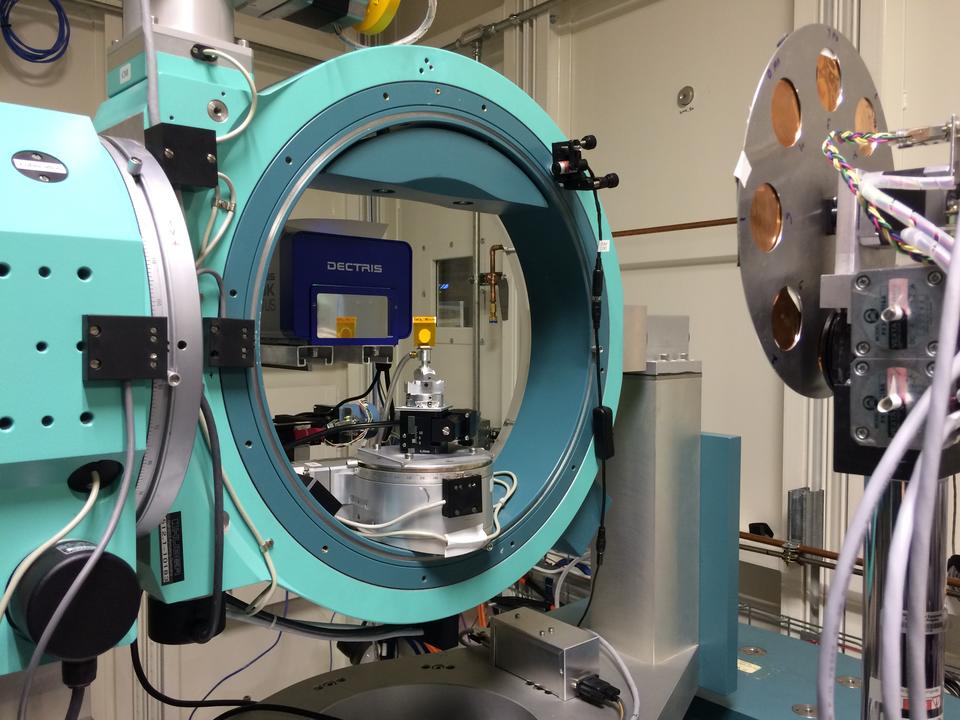 View of the sample area in the X-ray Diffraction (XRD) end station on the Beamline for Material Measurement (BMM). 