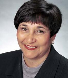 head shot of Baldrige Examiner Marlene Yanovsky