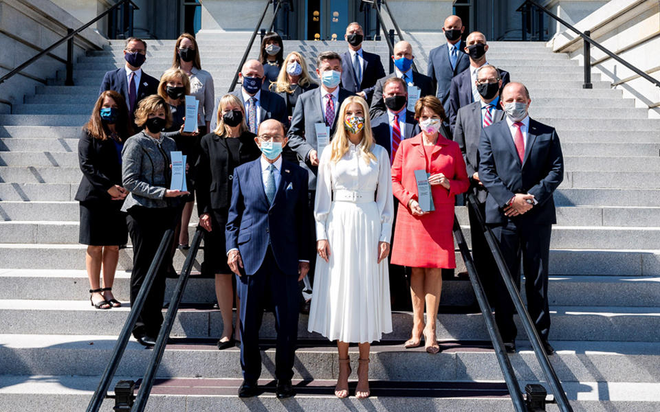 Leaders representing Pledge to America’s Workers Presidential Award organizational winners.