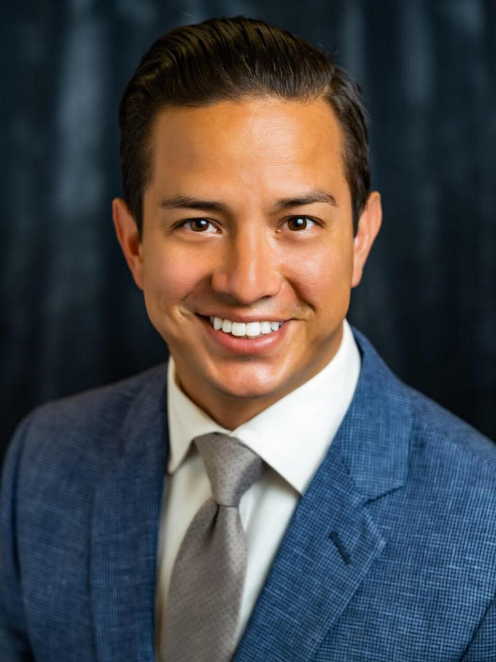 Zak Valdez