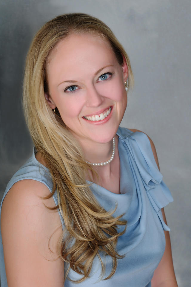 Photo of Dr. Courtney Silverthorn