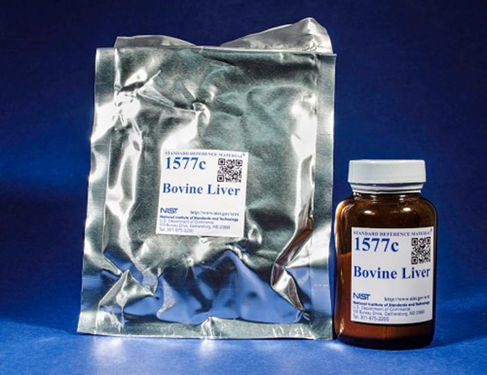 Photograph of a labeled mylar bag and amber bottle for SRM 1577c Bovine Liver.