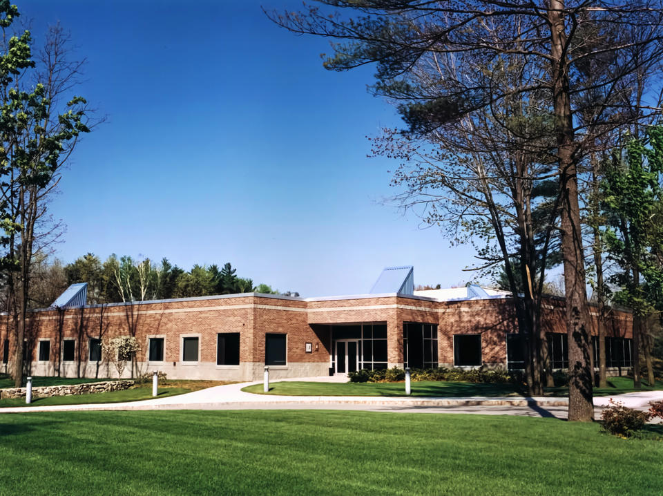 Photo of MEC building in New Hampshire