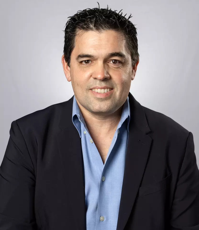 Darwin R. Reyes