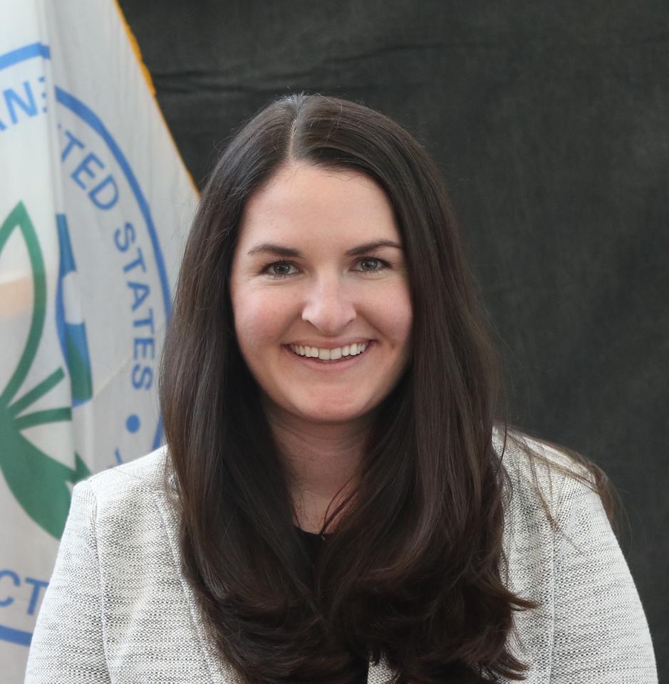Katherine Ratliff headshot
