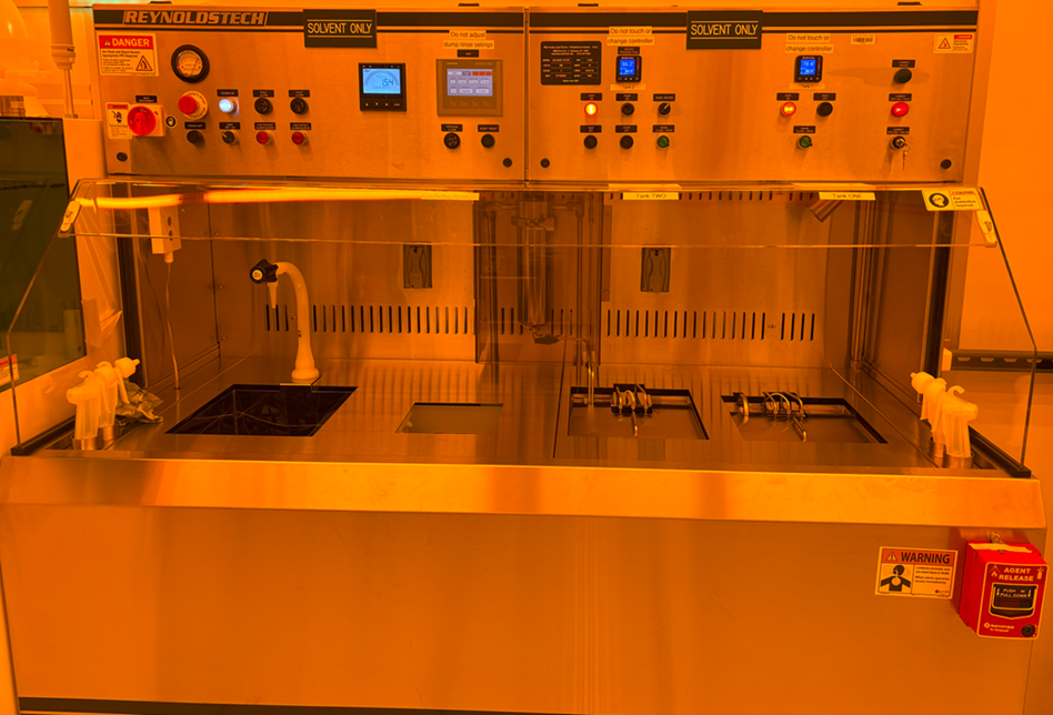 ReynoldsTech Resist Strip Fume Hood