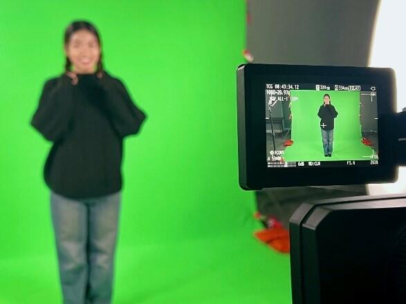 Yoon Thwel at video shoot