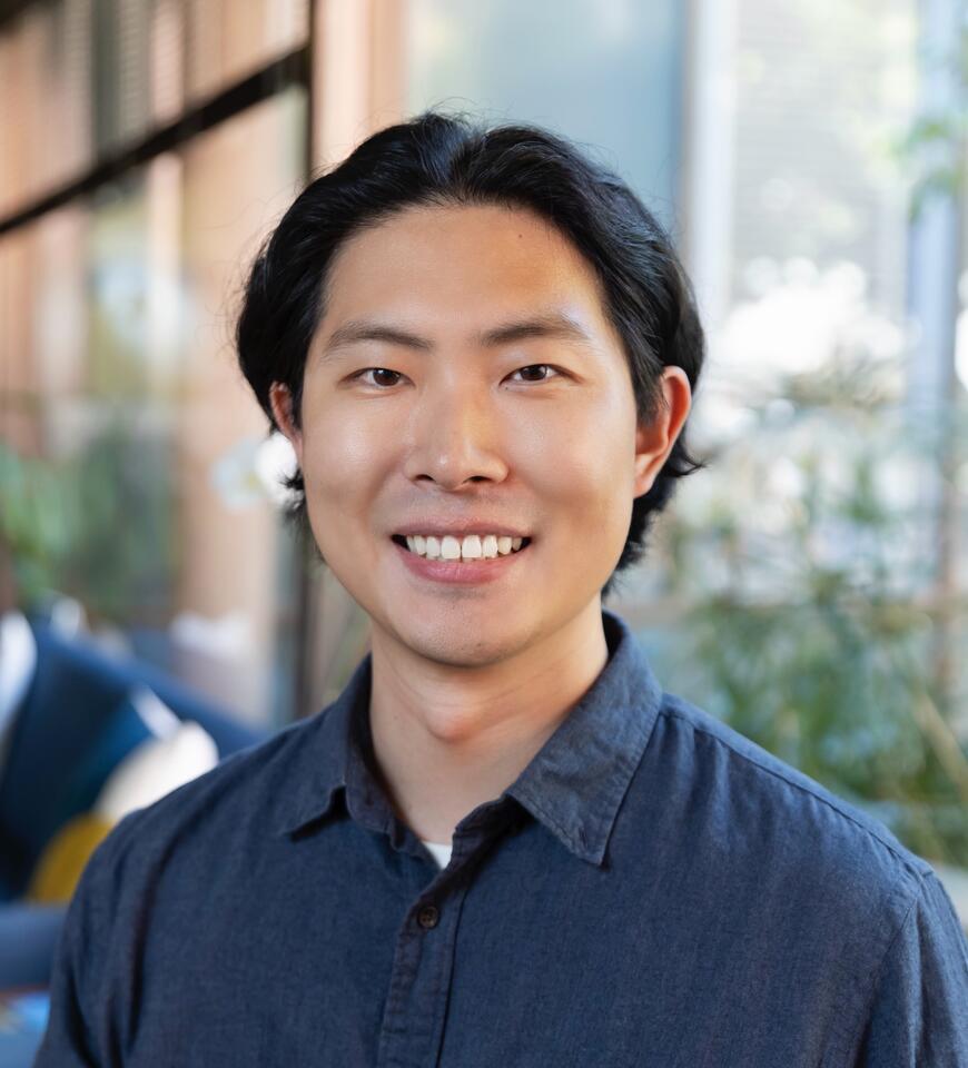 headshot Daniel D. Kim