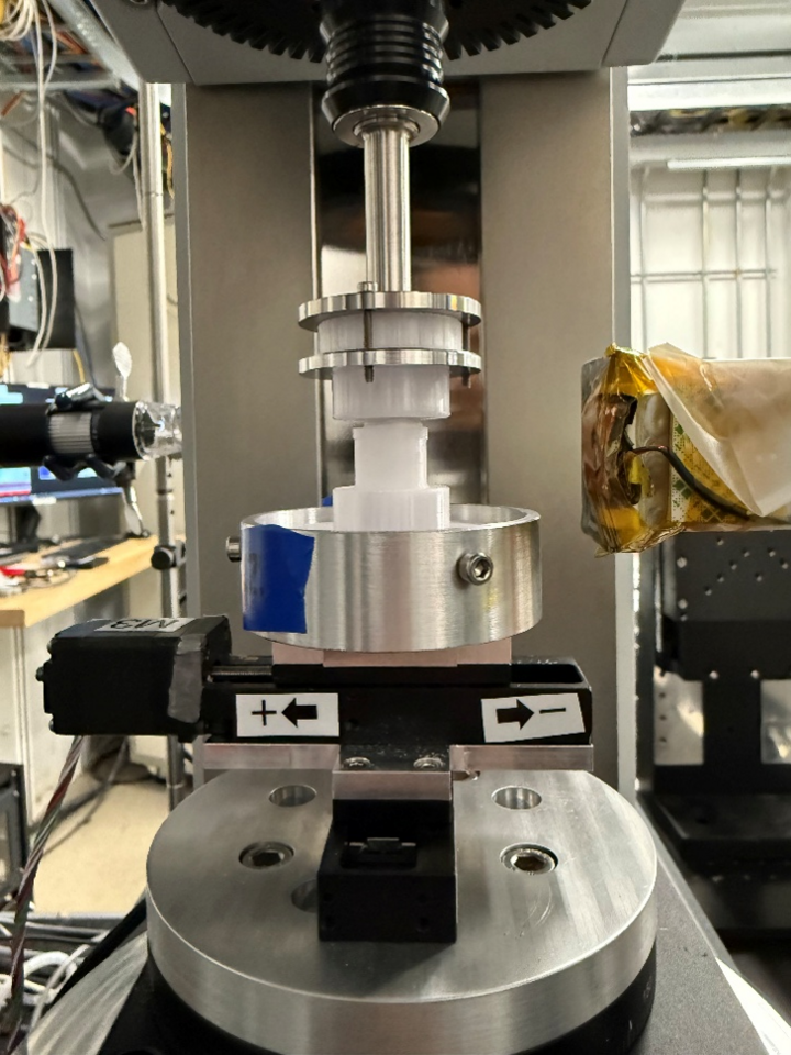 Rheometer and X-ray transparent cup-and-bob steup