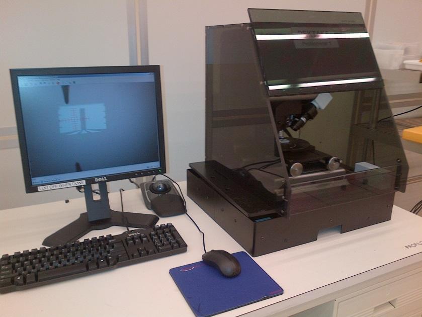 Photograph of the Bruker Dektak 6M contact profilometer.