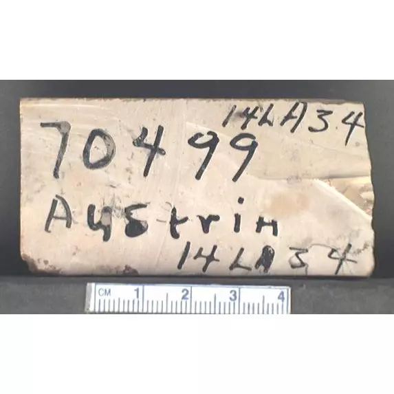 Archive photo of Stone: 14LA34